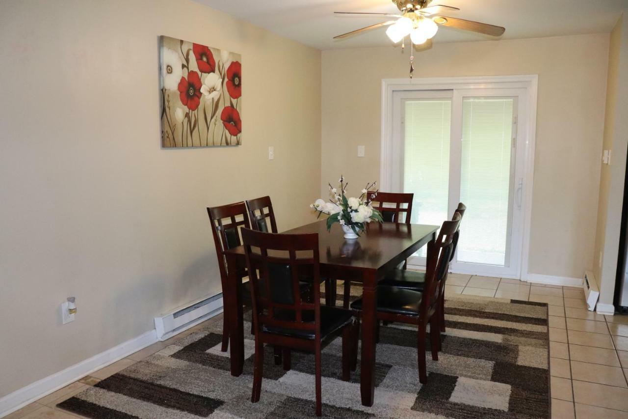 Private Room At Home Near Iad-Sterling Exterior photo